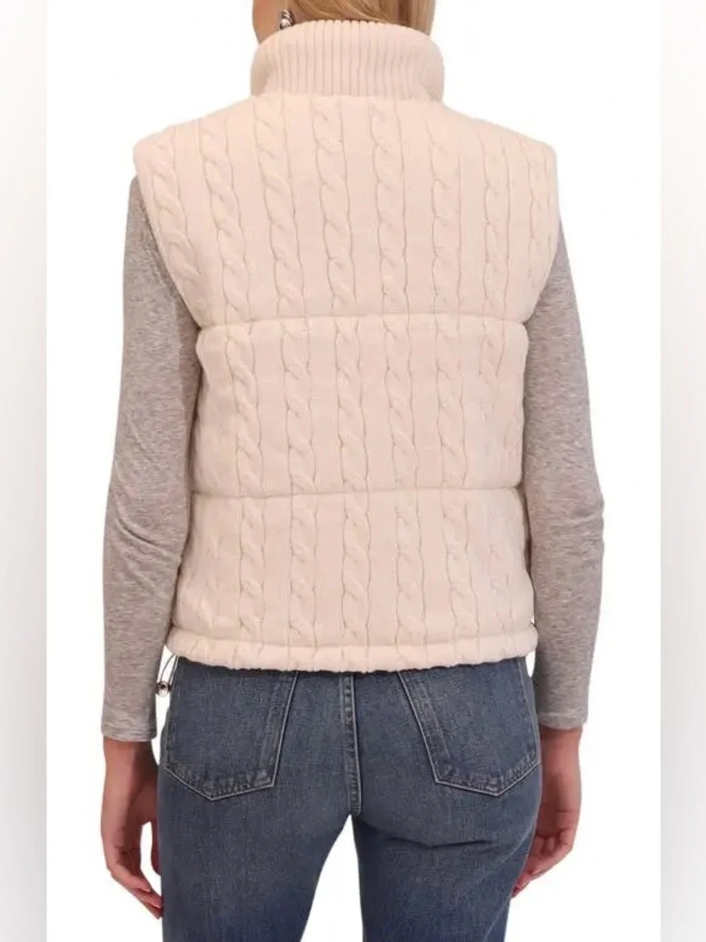 BAGATELLE Cable Stitch Puffer Vest in cream size small